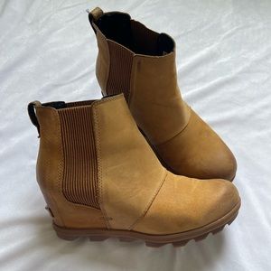 SOREL JOAN OF ARC WEDGE II CHELSEA BOOT